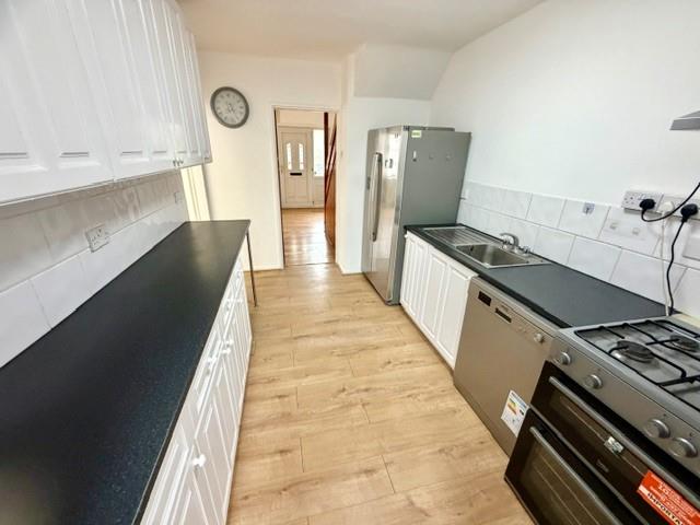 Norbury Grove, Mill Hill